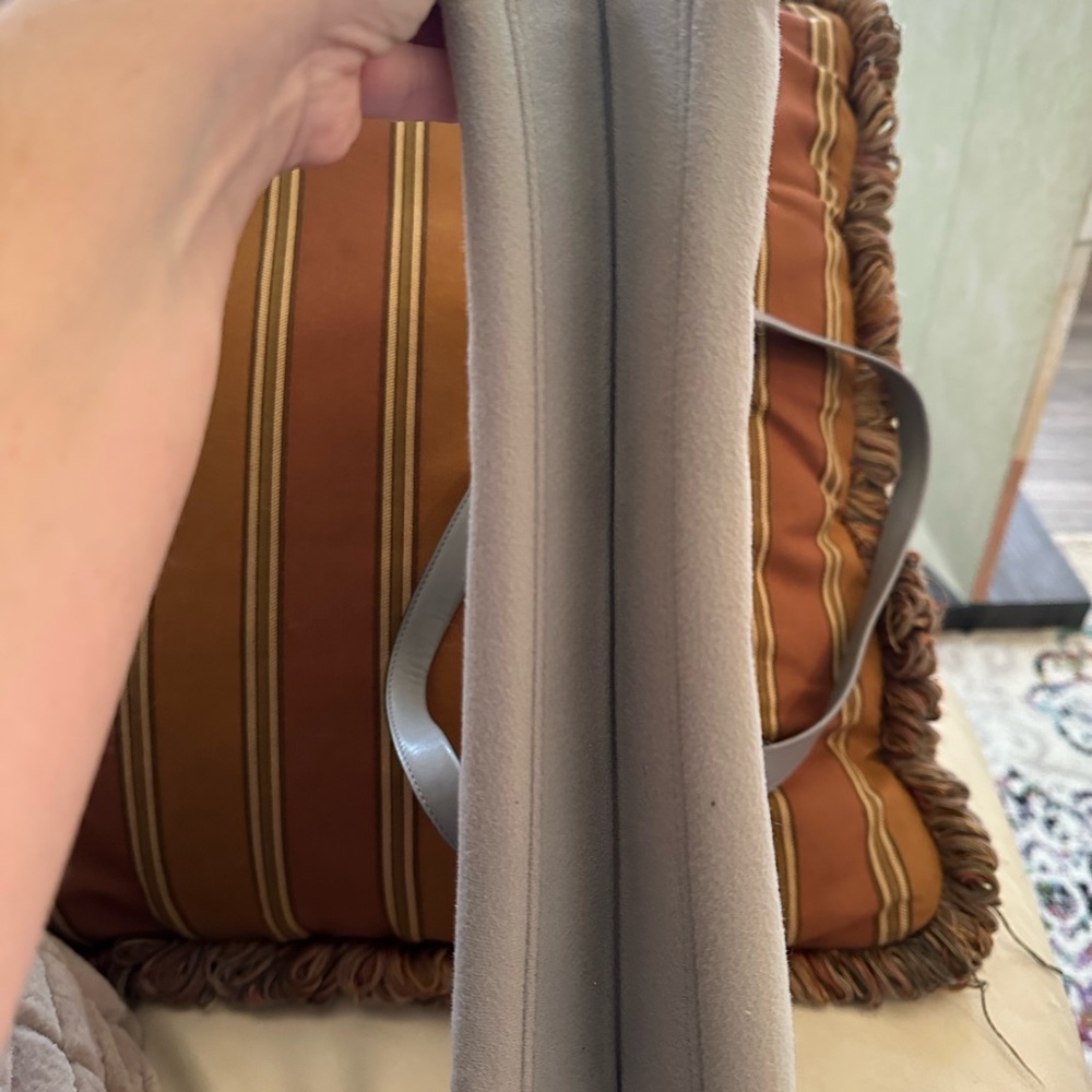 Ferragamo gray fabric purse - Picture 6 of 9